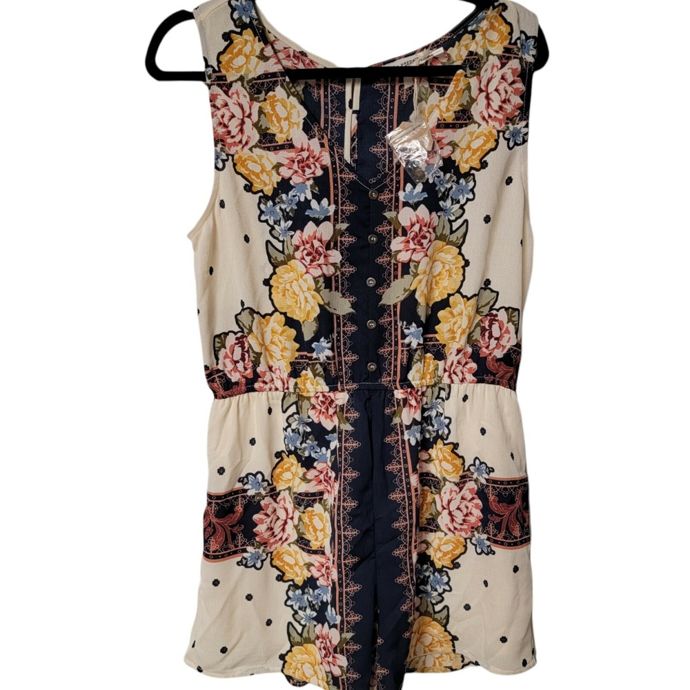 Blu Pepper Womens M Floral Embroidered Romper